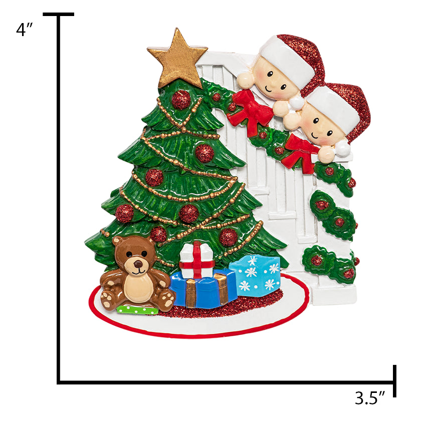 Personalized Peeking Couple Behind Christmas Tree Ornament 2025